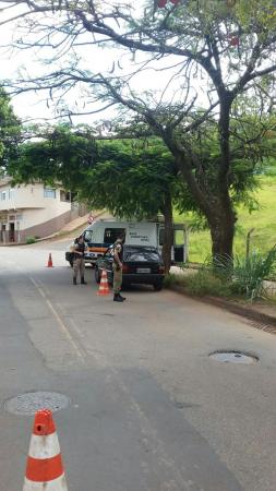 Polícia aumentou as blitz e batidas policiais nesta sexta