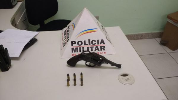 Polícia Militar recebe denuncia de homem armado em bar na cidade de Itabira