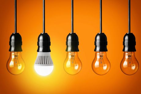 Lâmpada incandescente, fluorescente ou led: qual é mais econômica?