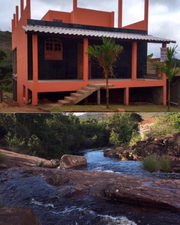 Vende-se esta casa em Itambé do Mato Dentro