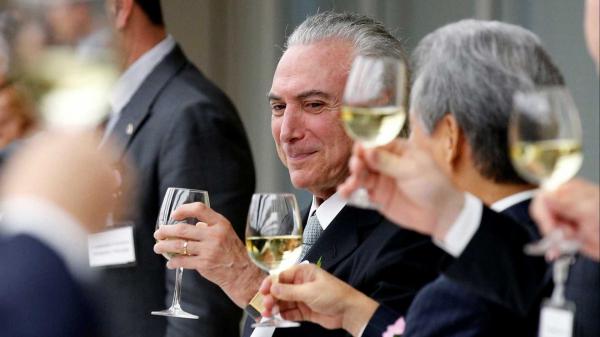Temer embarca hoje para passar Natal em SP; réveillon será na praia