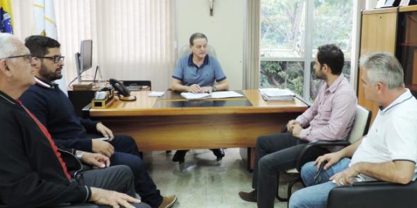 Prefeito convoca reunião emergencial para assegurar manutenção de serviços essenciais em Itabira