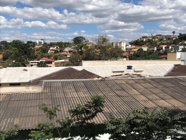 Com recurso doados pela comunidade de Itabira e região, HNSD começa a reforma do seu telhado