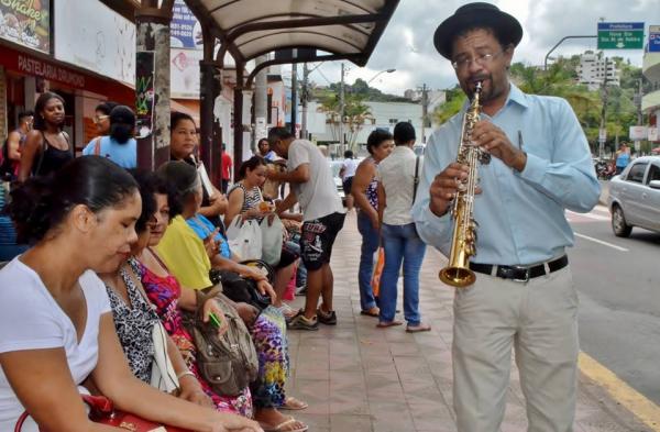 Artista Itabirano se destaca com classe e modernidade