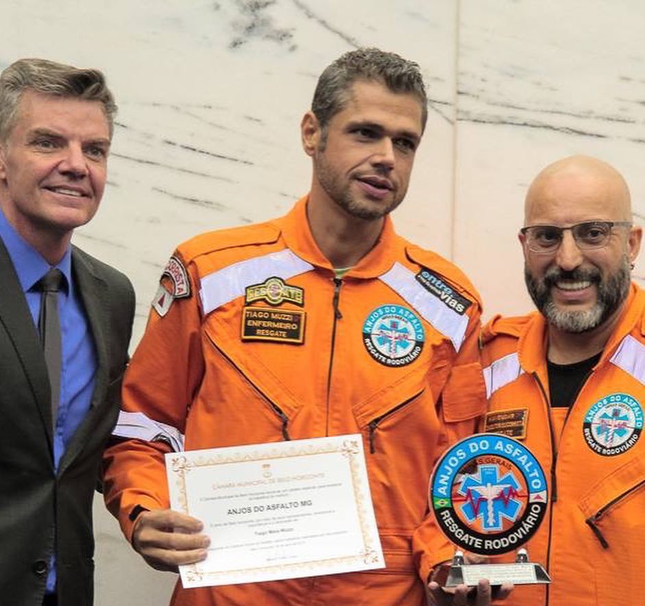 Enfermeiro Itabirano recebe diploma de honra ao mérito da câmara de BH