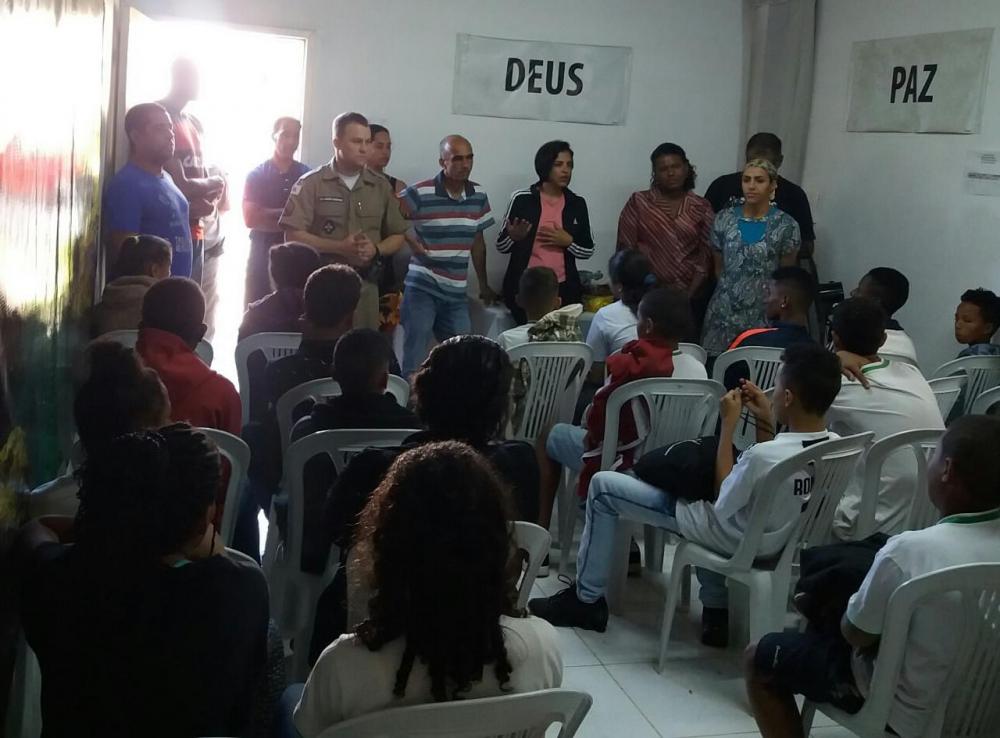 POLÍCIA MILITAR REALIZA APRESENTAÇÕES DO TEATRO INTERATIVO: 