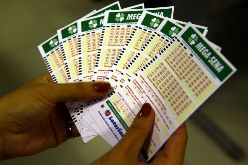 Sem dono, R$ 162,6 milhões da Mega da Virada devem ir para a educação