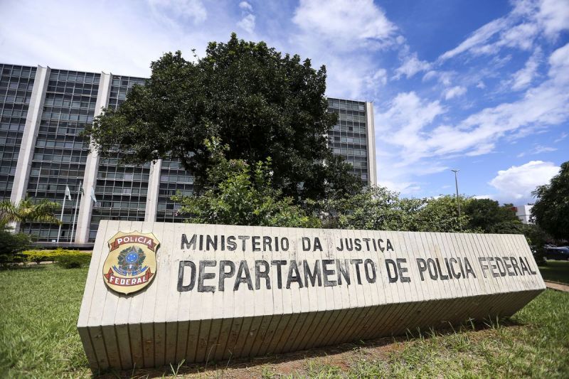 PF desarticula organização que fraudava saque de auxílio emergencial 
