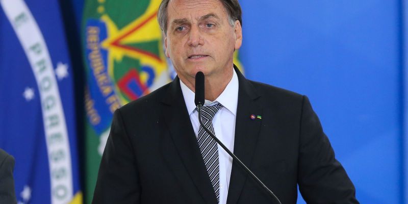 Bolsonaro diz que vai recompor cortes no Orçamento