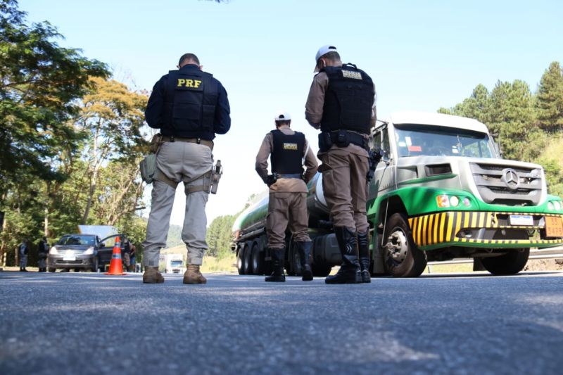 Operação Divisas Integradas apreende quase 5 toneladas de drogas somente em MG
