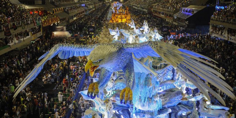  Morre, no Rio, o cantor Dominguinhos do Estácio, intérprete de samba