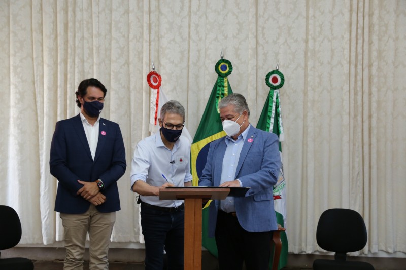 Romeu Zema cumpre agendas em Conselheiro Lafaiete e destaca ações do programa Minas Livre Para Crescer