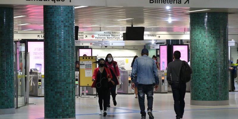 Confira o que abre e o que o que fecha no feriado em SP