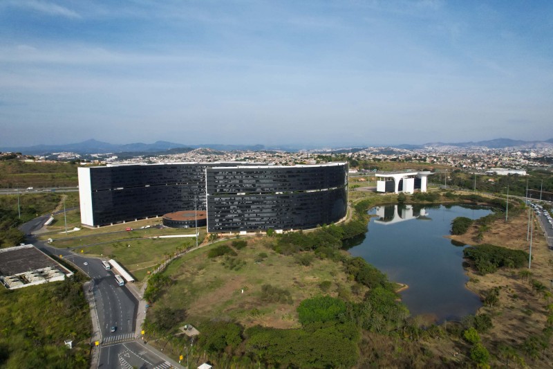 Servidores estaduais recebem reajuste retroativo junto com o salário nesta terça-feira (7/6)