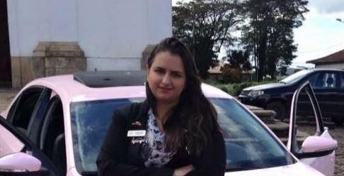 Fernanda Duarte promove um sorteio de um kit Mary Kay