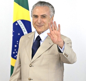 Metade dos ministros de Temer não tem qualificação técnica para a área