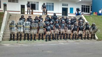 26º BPM - UEOp realiza treinamento de controle de distúrbios civis