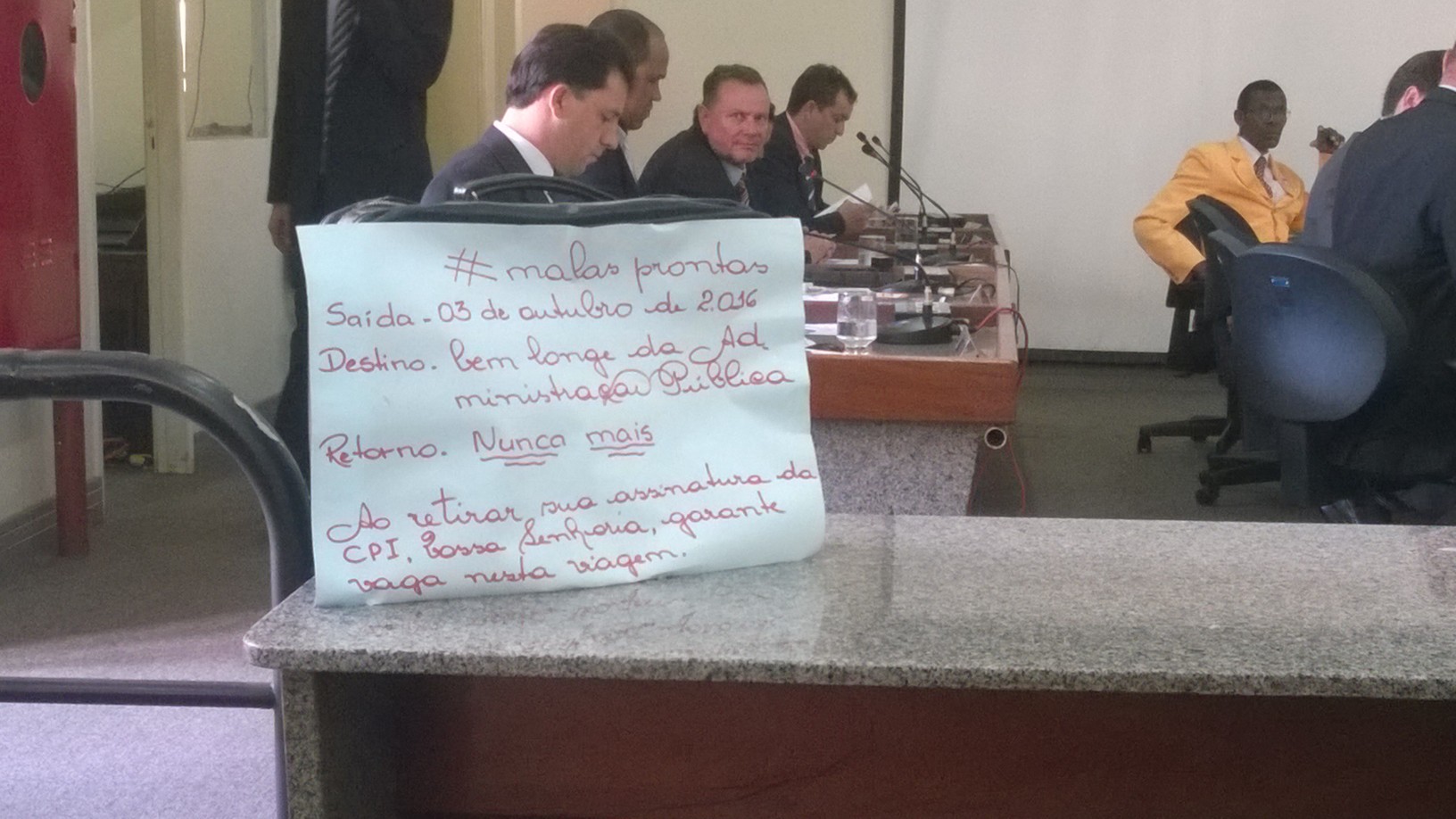 Câmara Municipal de Itabira aprova CPI contra Prefeito Damon 