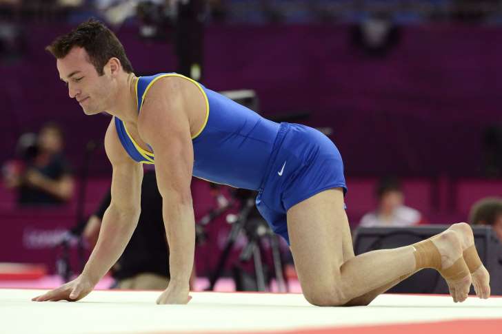 Namoro conturbado de Diego Hypólito preocupa o COB, diz jornal