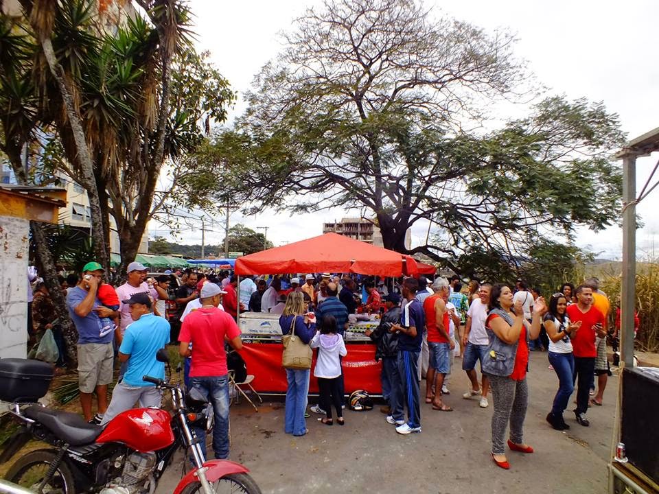 Feira de produtores de Itabira vira palco de campanha